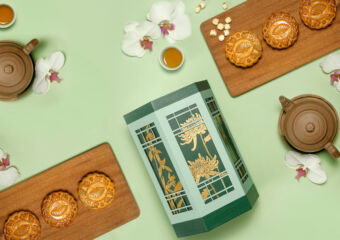 Autumnal Treasure MO Macau mooncake