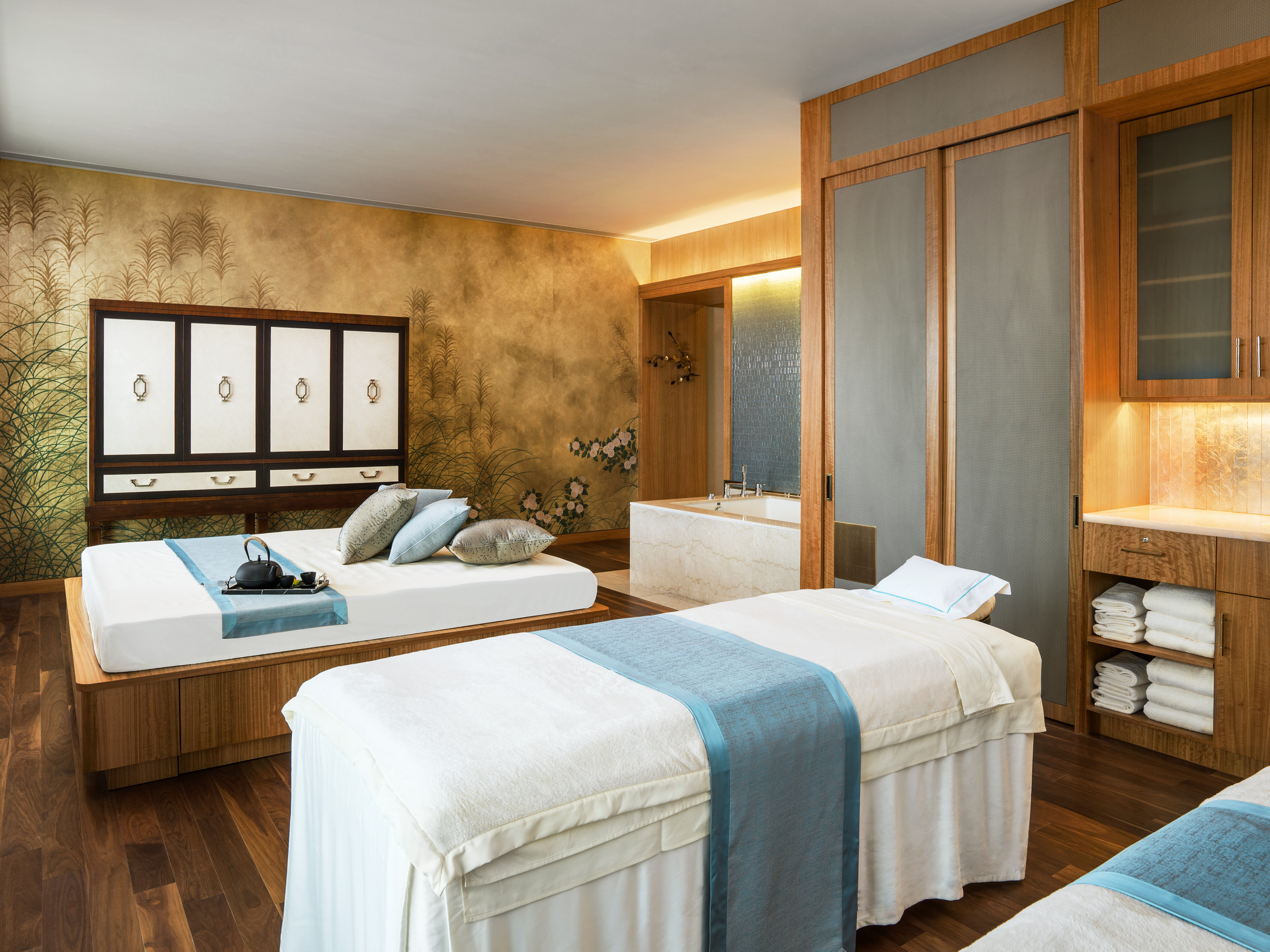 Iridium Spa Couple Suite