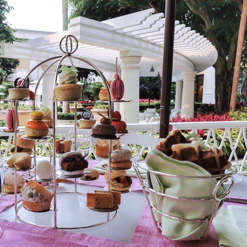 Macau Lifestyle Wynn Macau Croiffle and Cruffin afternoon tea outdoors2