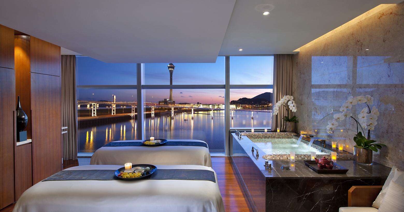 Mandarin Oriental Spa Suite 1