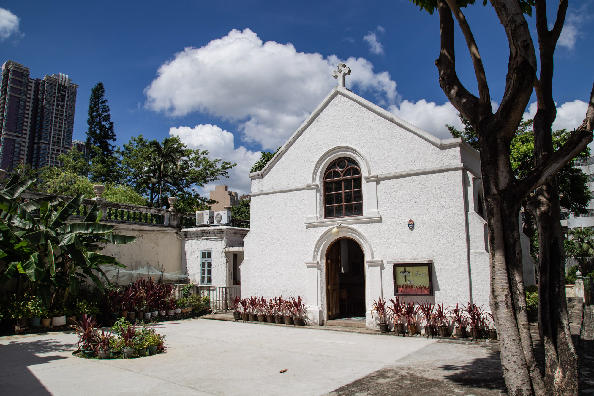 Old Protestant Church Exterior Right View Macau Lifestyle