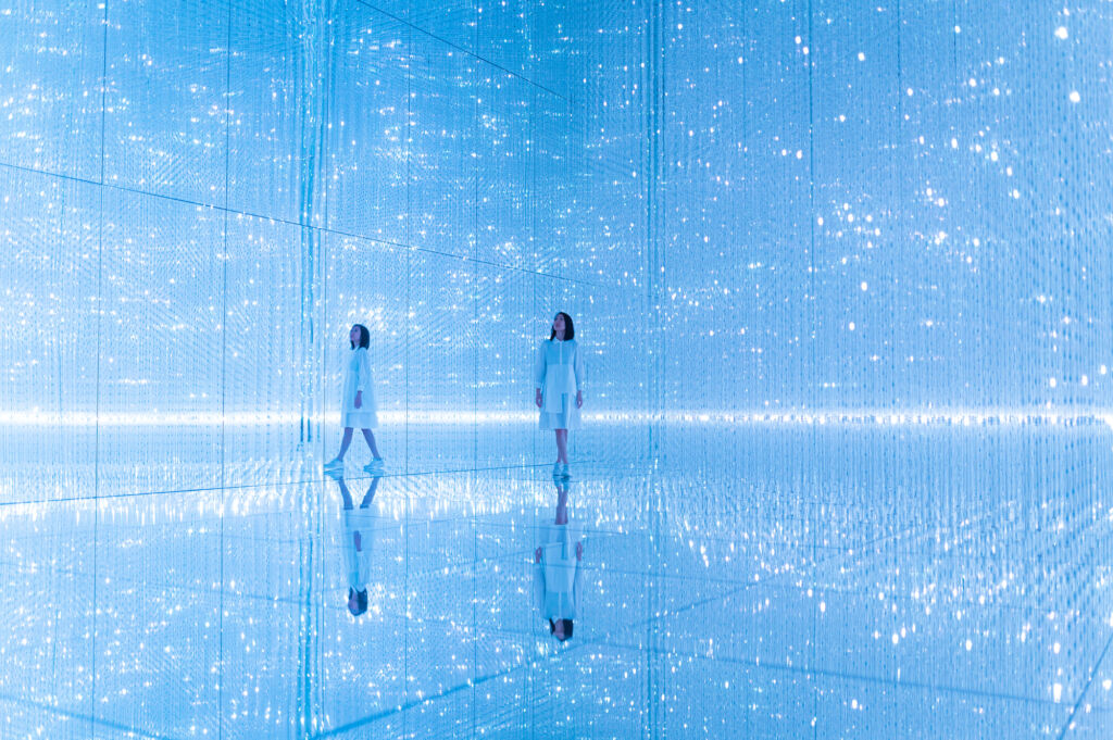 teamLab SuperNature Macao The Infinite Crystal Universe