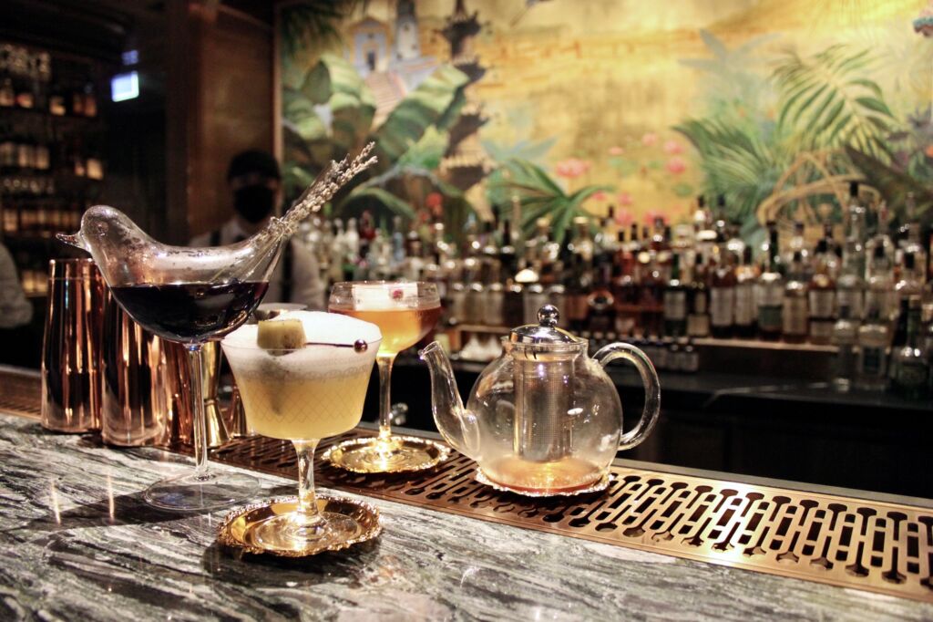 the st regis bar macau cocktails mural